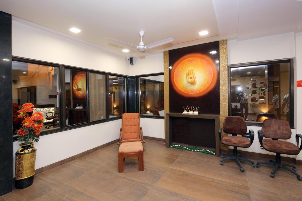 Capital O 36691 Hotel Aashirwad Inn Jabalpur Exterior foto